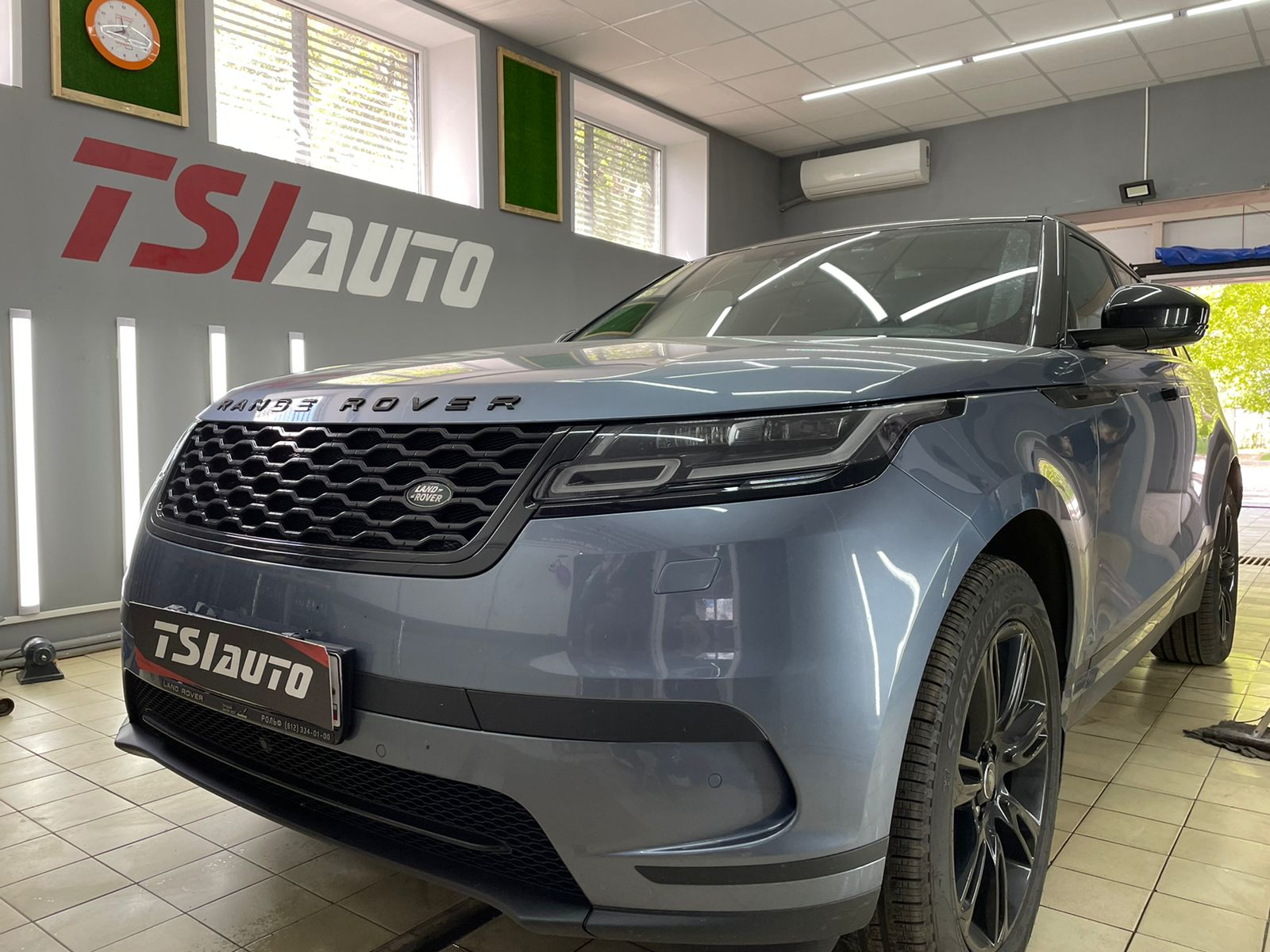 Шумоизоляция Range Rover Velar в Красноярске